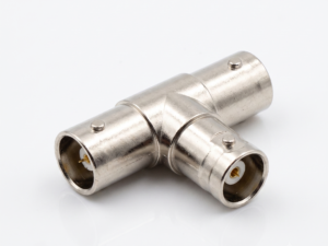 Conector BNC T (femea)